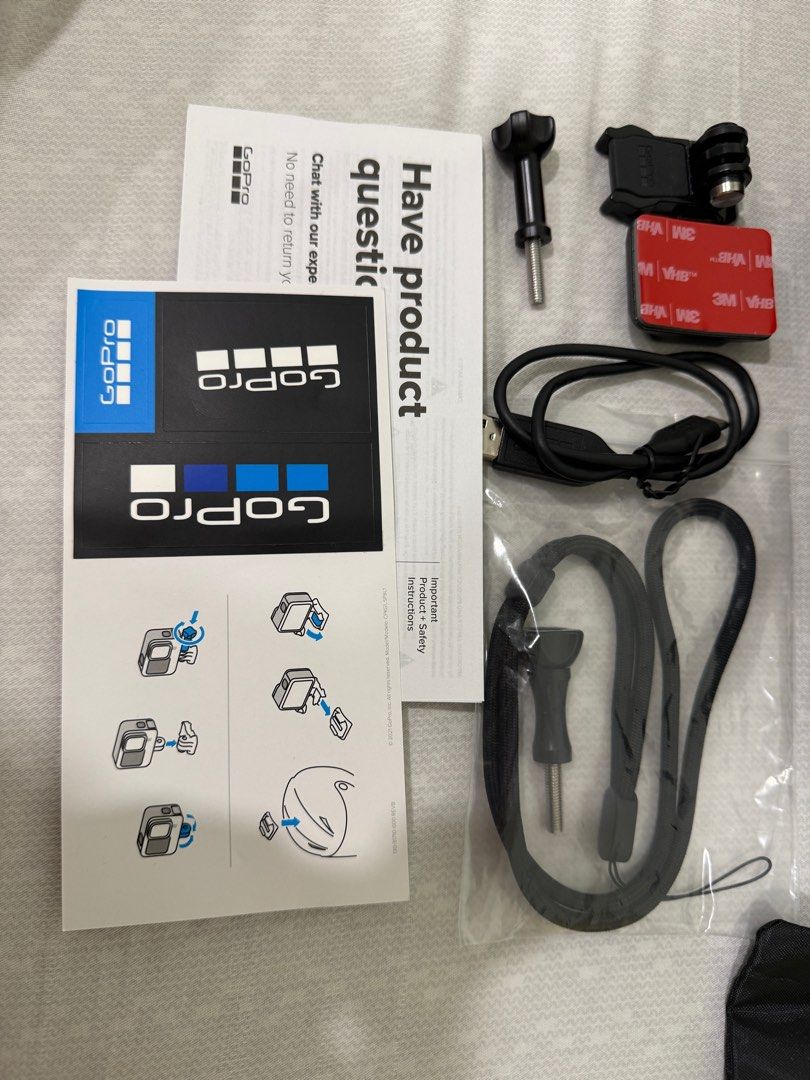 [1次使用] Go Pro Hero 9 + 送腳架, 攝影器材, 相機 Carousell