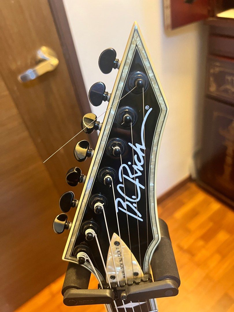 B.C. Rich Warlock NJ Deluxe 7 String, Hobbies & Lifestyle, Musical