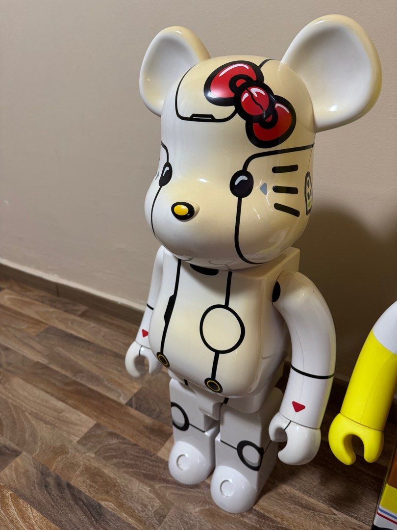 Pair Bearbrick Robot Kitty 1000%, White and Gold, Hobbies Toys