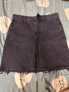 (Category: ) located in . Submitted by thirtyoneoct (Listing ID 1328555677, Image 1). Description: .