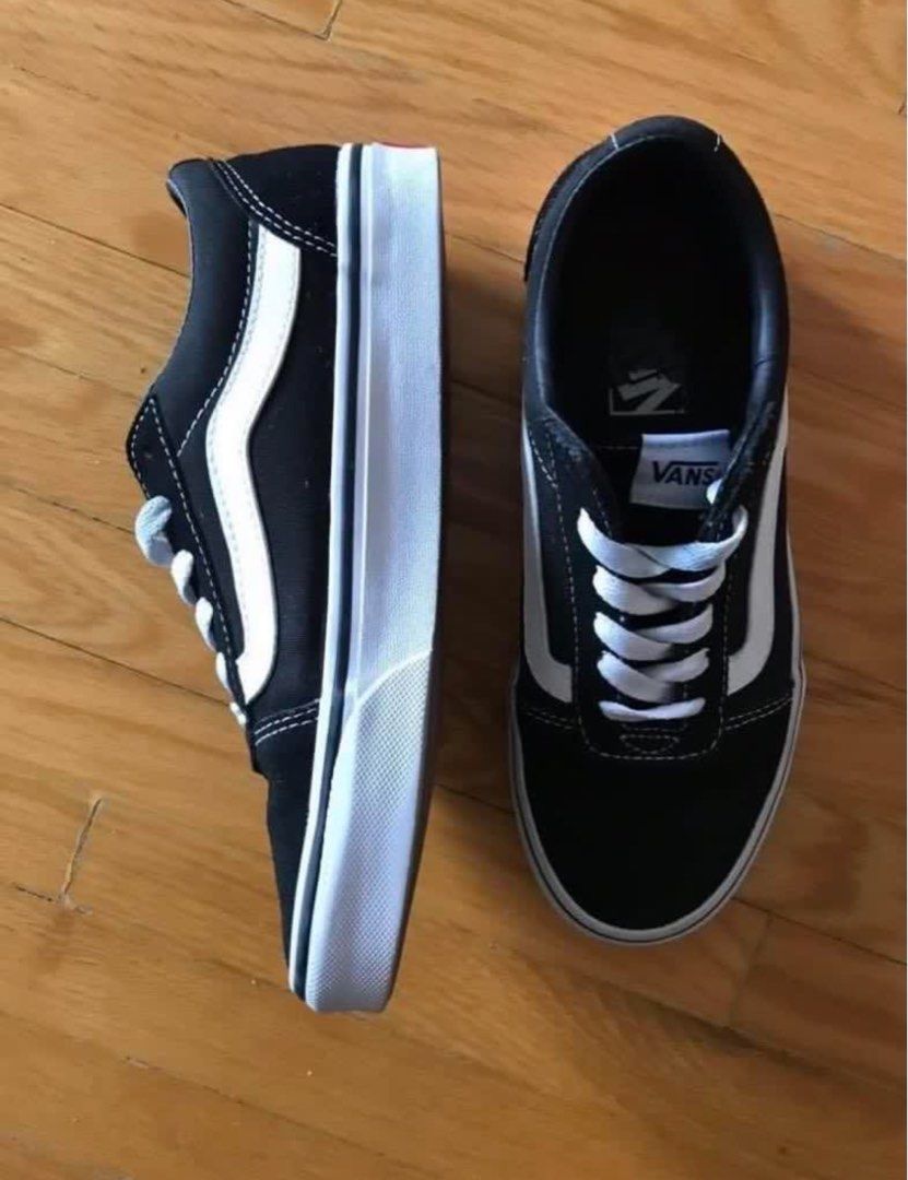 Black Vans Size 7 (Category: Shoes) located in Toronto. Submitted by aurora_m (Listing ID 1328590711, Image 2). Description: These vans retail for $80+ tax so I’m selling for $30! Bought these vans a while ago but have only worn them like 4 times. They’re in great condition, like new :).