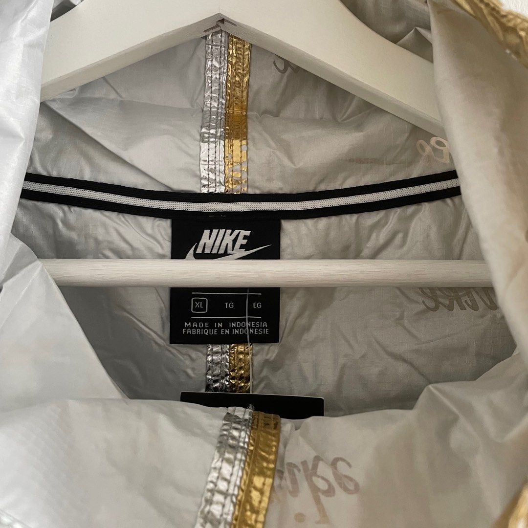 nike metallic windbreaker jacket