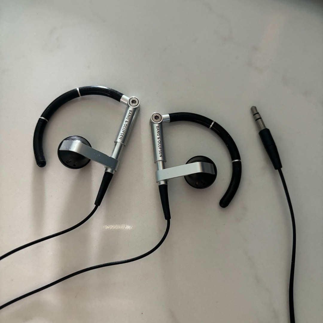 商品画像：Amazon.co.jp: Bang&Olufsen Earphones A8 : 楽器・音響機器 4