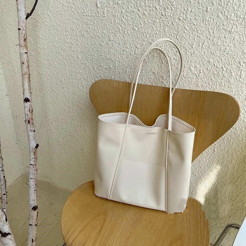 Minimalist PU Leather Tote Bag Fits A4 Brown