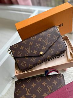 (Category: ) located in . Submitted by margocollection (Listing ID 1328491197, Image 1). Description: .