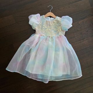 (Category: ) located in . Submitted by frozengemz (Listing ID 1328440721, Image 1). Description: .
