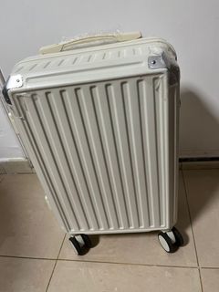 （分類：）位於 。 由 _heyguys 提交（商品編號 1328553452，圖片 1）。簡介： 。