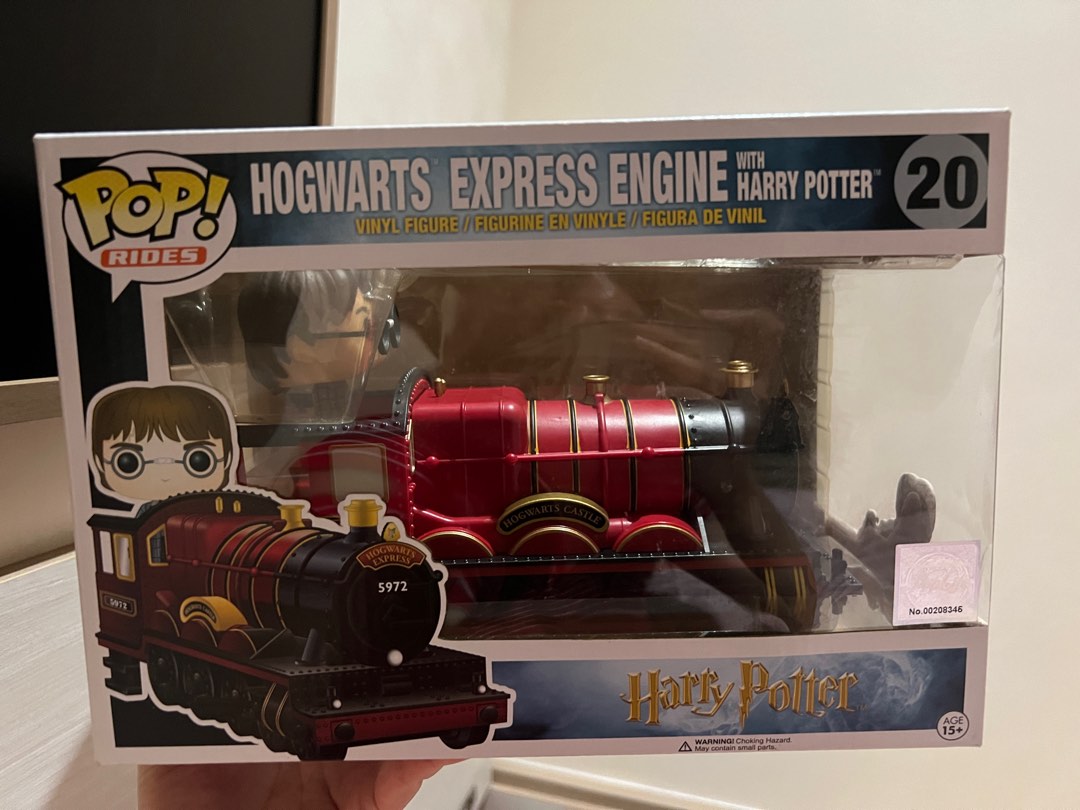 Hogwarts express engine pop store