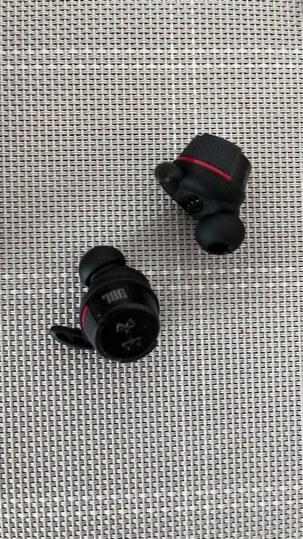 Jbl storm proof 2025