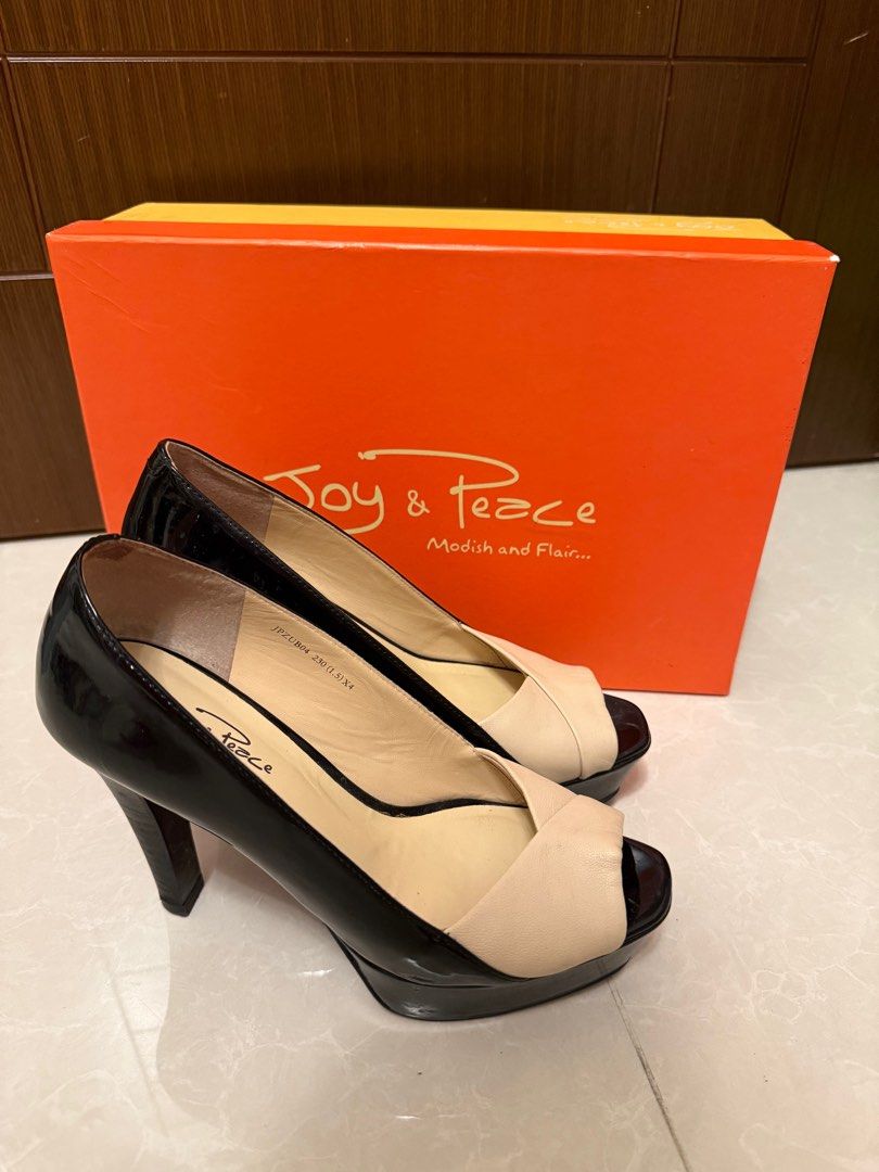Joy & Peace Nude and Black peep toe heel, 女裝, 鞋, 高跟鞋 - Carousell