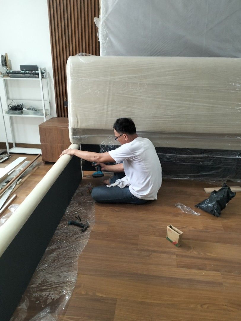 Manny's decor and General upholstery (Category: Bed Frames & Mattresses) located in Manila. Submitted by olxph_102891822 (Listing ID 1328573226, Image 3). Description: Customized bed box and headboard , wall padded w/ upholstered finish. We accept customize sofa set, reupholstery, headboard, curtains, combi blinds, customize cabinet, revarnish and wall padded. Also we accept home service. pls. Contact nos. 09953391822/09453355391 Look for: Manny 