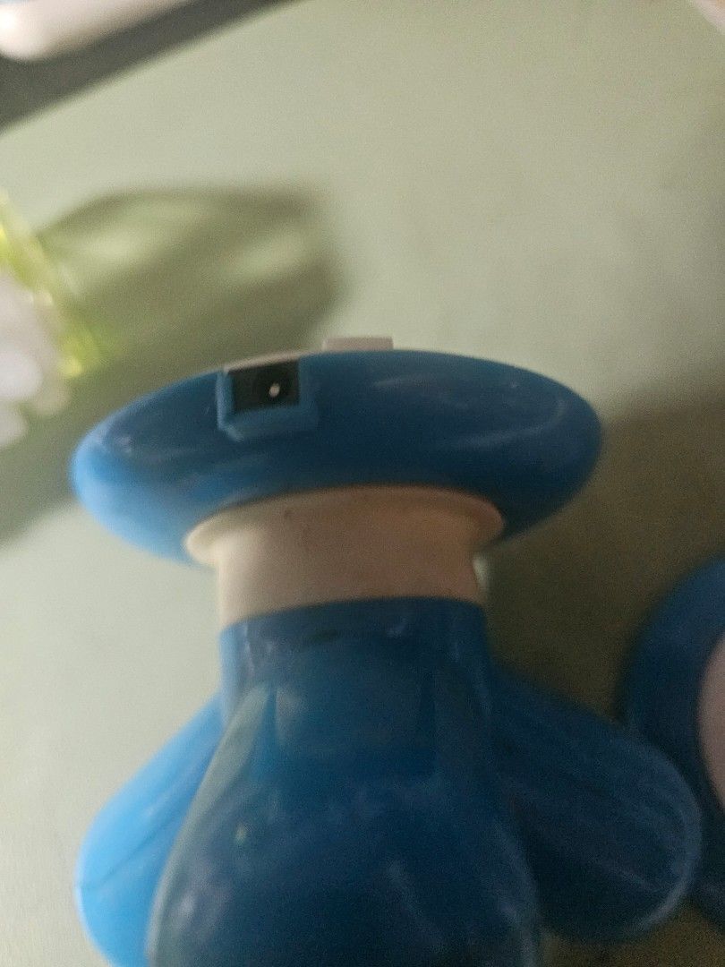 MASSAGE tools(take all) (Category: Massage Devices) located in Valenzuela. Submitted by scarletangel35 (Listing ID 1328424987, Image 3). Description: take all massage tools head/scalp massager roller hammer stick ball battery operated massager ( no batteries and charger included).