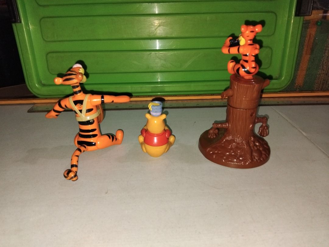 McDo - Disney - Tigger with Winnie the Pooh, Kanga, Roo and Rabbit ...