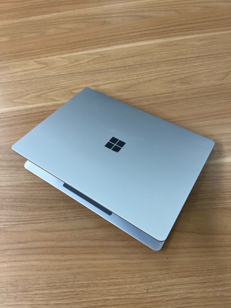 【訳ありジャンク品】surface laptop go Surface Laptop Go 新品 31,900円 中古 17,980円 | ネット最安値の価格