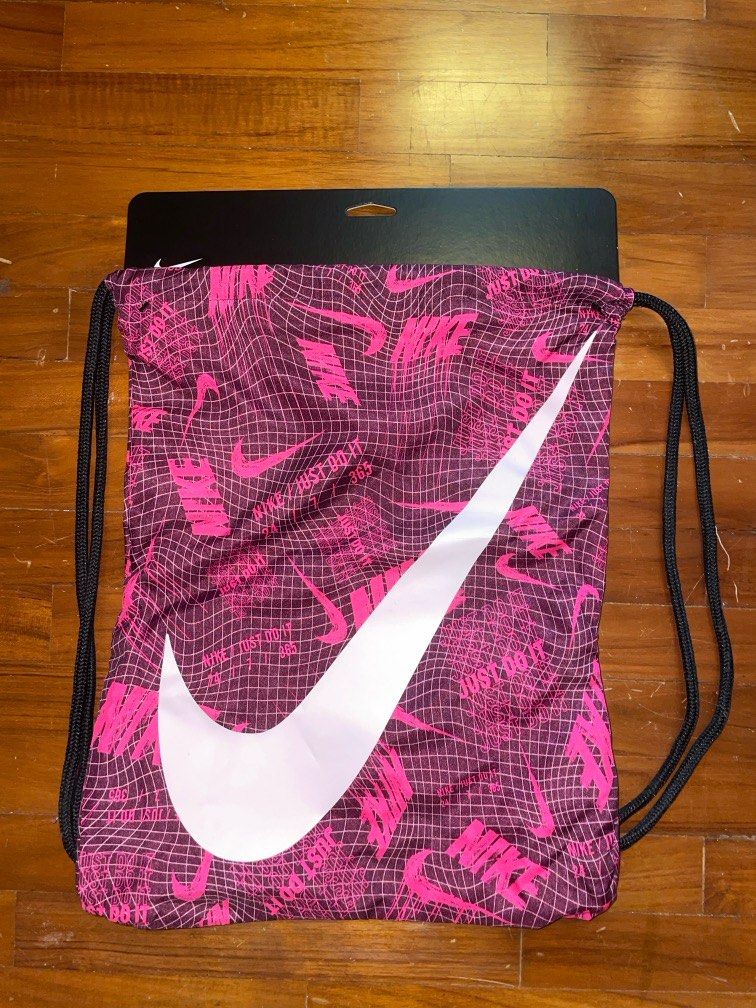 pink nike drawstring bag