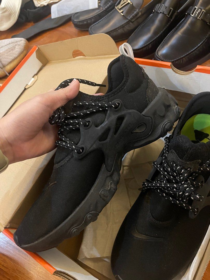 Nike Phantom React (Category: Sneakers) located in Muntinlupa City. Submitted by michellem12 (Listing ID 1328507210, Image 2). Description: .