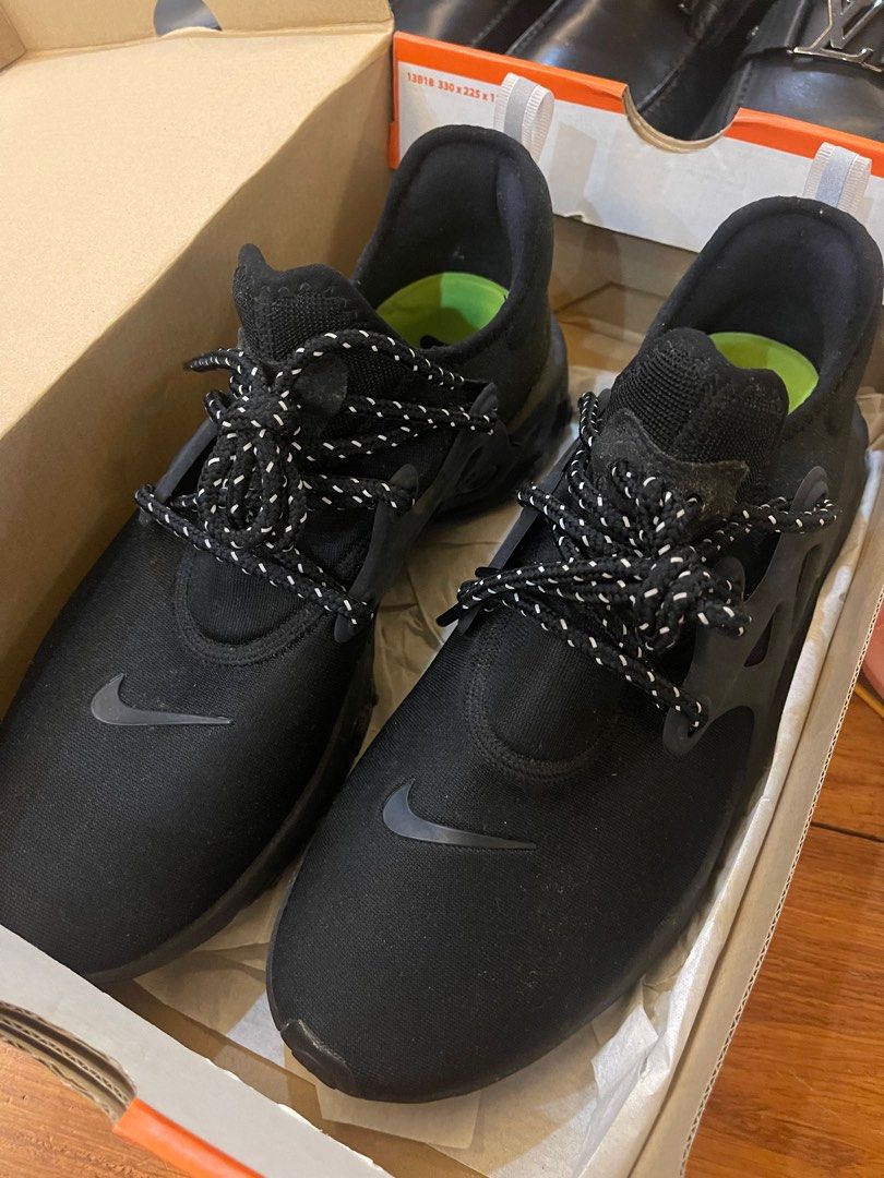 Nike Phantom React (Category: Sneakers) located in Muntinlupa City. Submitted by michellem12 (Listing ID 1328507210, Image 1). Description: .