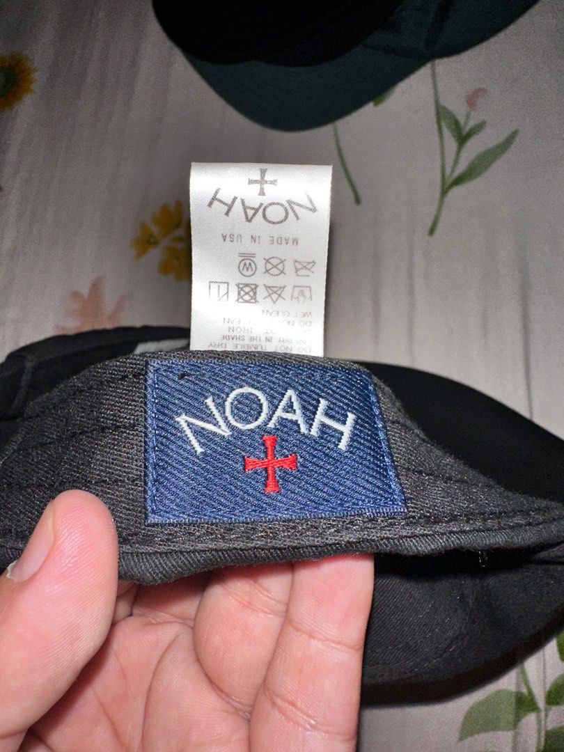 noah core logo 6 panel cap, Fesyen Pria, Aksesoris, Topi di