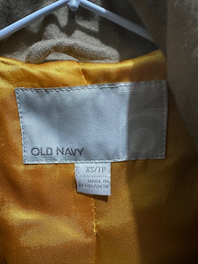 Old Navy Grayish Brown Spring/Autumn Coat (Category: Coats, Jackets and Outerwear) located in Manila. Submitted by eeceec (Listing ID 1328437815, Image 2). Description: Original Old Navy Grayish Brown Spring/Autumn Coat Bought in Canada Used twice only Very good quality and elegant when worn Used once during winter XS in tag but fits up to Medium.
