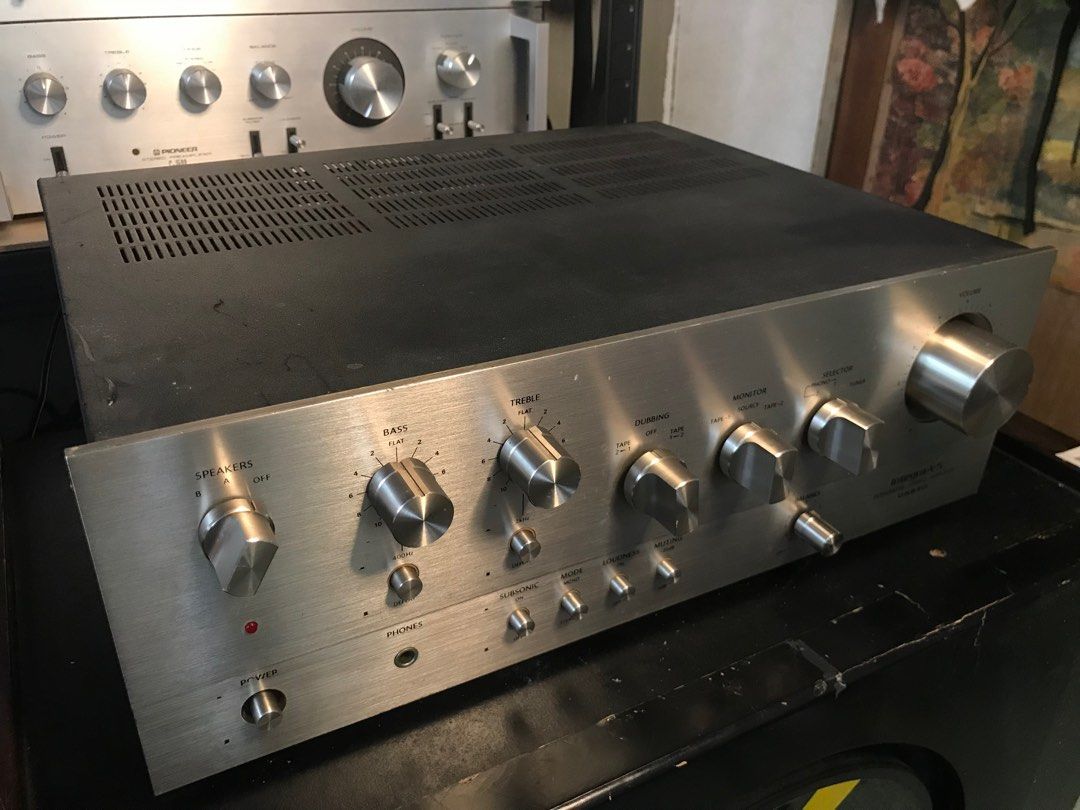 Onkyo Integra A-5 (Category: Soundbars, Speakers & Amplifiers) located in Cuartero. Submitted by ricmes (Listing ID 1328533417, Image 1). Description: As this is used item there is minor dent in top cover, fading print at volume meter and power switch. original components exept pilot lamp and powercord replaced by pioneer wire. Manufacturer: Onkyo Model: A-5 Type: Integrated amplifier Years of manufacture: 1976 - 1979 Made in: Japan -100volts Col