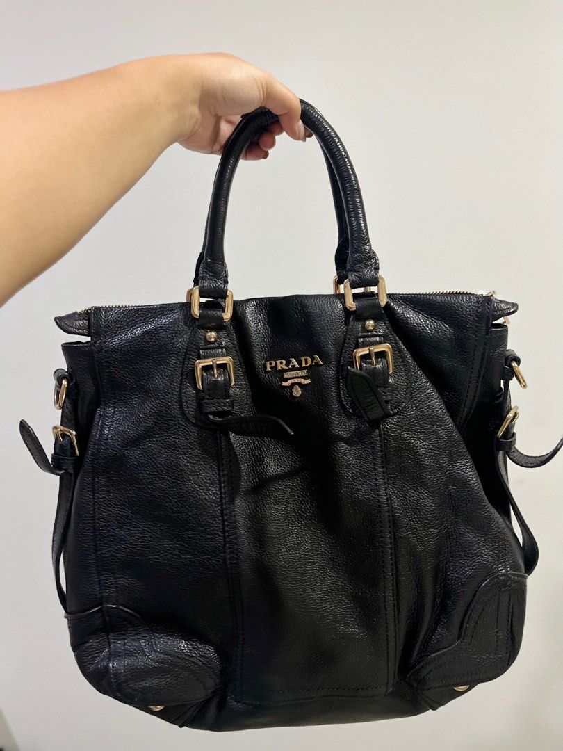 Prada Tas Kulit Asli Fesyen Wanita Tas Dompet di Carousell