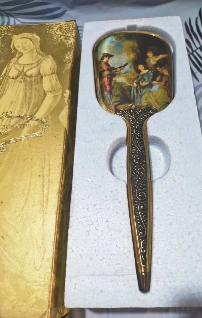 Rare Item MAX FACTOR CLUB 1966 Commemorative (Category: Vintage Collectibles) located in Pasay City. Submitted by 22aileen (Listing ID 1328477929, Image 3). Description: Rare Item MAX FACTOR CLUB 1966 Commemorative (hair brush) Good Condition No issue/ no sign of usage.