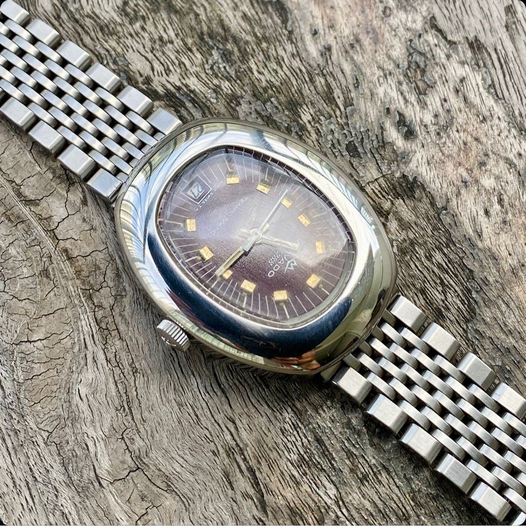 Red Dial Cream Patina Vintage Movado Oval egg HS288 Tempomatic Men s Fashion Watches Accessories Watches on Carousell