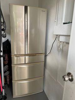 (Category: ) located in . Submitted by laurence_b (Listing ID 1328486198, Image 1). Description: .