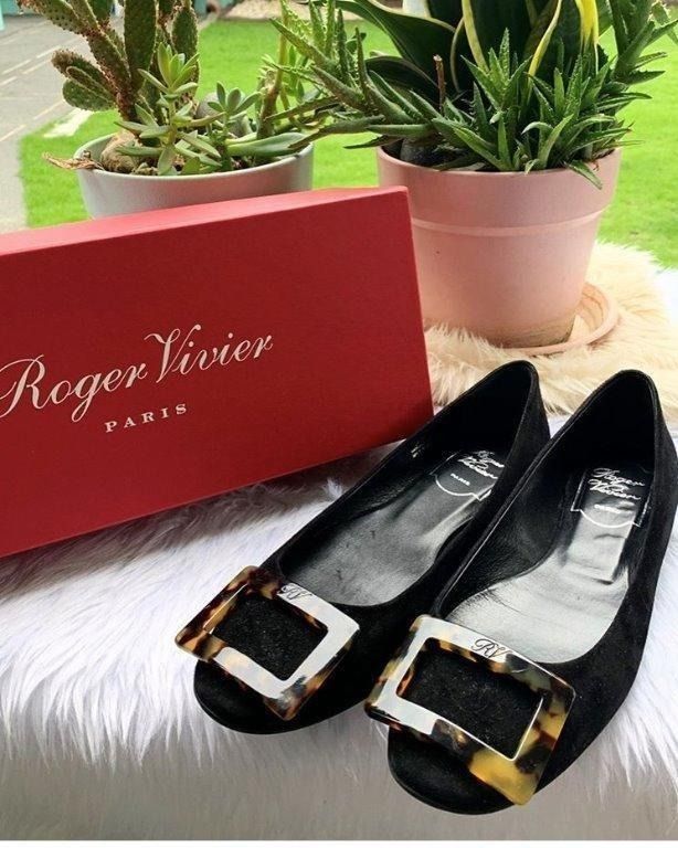 Roger vivier gommette suede ballerinas hot sale