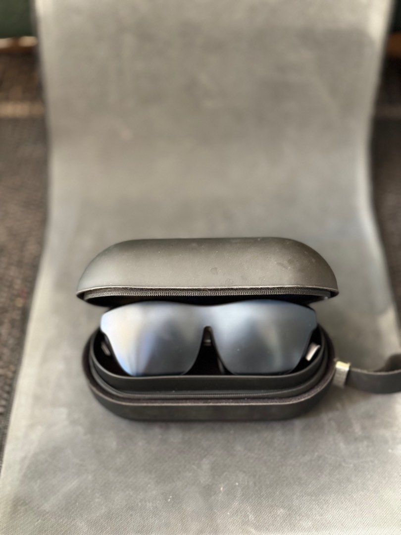Rokid Max + Station + android TV (Category: Monitor Screens) located in Cebu City. Submitted by vinz870 (Listing ID 1328424927, Image 3). Description: Rokid Max AR 3D Smart Glasses Micro OLED 215”Max screen 50° FoV Viewing For Phones/Switch/PS5/Xbox/PC VR All-in-One Plus included Rokid Station and Android TV. Open for testing only, station hub not opened..