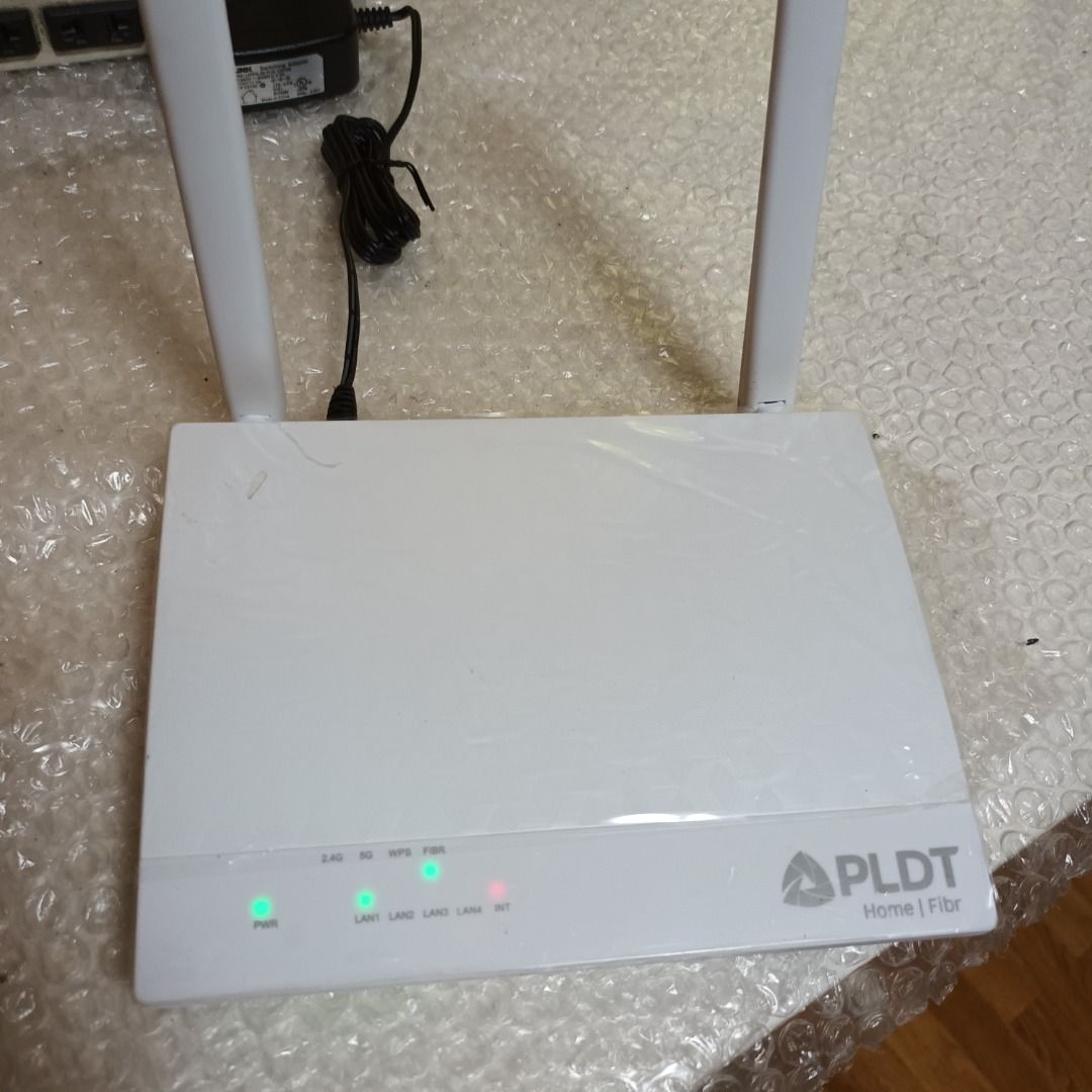 SUPER SALE !!! Brand New PLDT WIFI-Modem IPTV Ready (Complete Set ...
