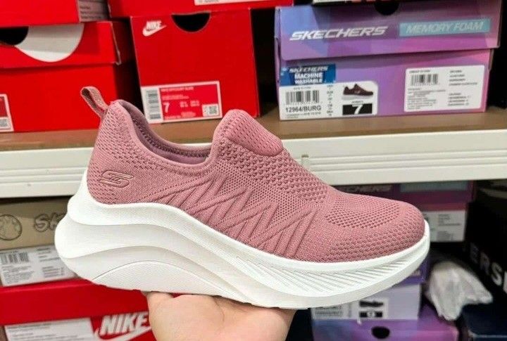 Hot sale skechers store