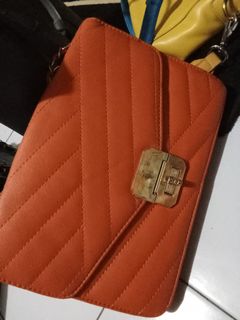 (Kategori: ) berada di . Dikirim oleh ovit15 (ID iklan 1328519524, Gambar 1). Deskripsi: .