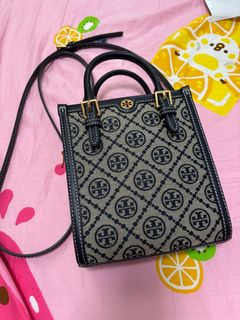 （分類：）位於 。 由 labebe.inc 提交（商品編號 1328433689，圖片 1）。簡介： 。