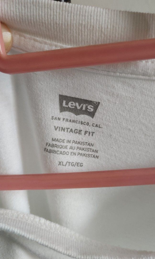 Tshirt Levis Red Tape Men s Fashion Activewear on Carousell