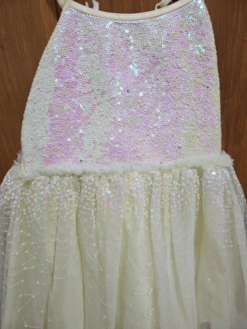 Tulle dress (Category: Babies & Kids Fashion) located in Muntinlupa City. Submitted by She_loved (Listing ID 1328478771, Image 2). Description: cotton on kids will fit 2 to 3 yrs old used thrice only.