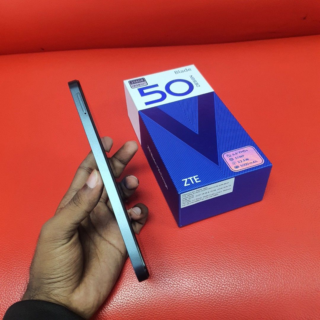 ZTE Blade V50 Design 4G (open box) Diamond Black Ram 18 GB Storage 256 ...