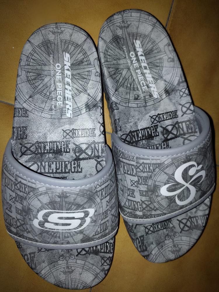 10% off! NEW One Piece edition Sketchers sandals, Women's Fashion