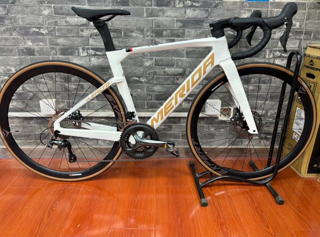 2024 Merida Reacto 1000 disc full bike Shimano tiagra hydraulic groupset