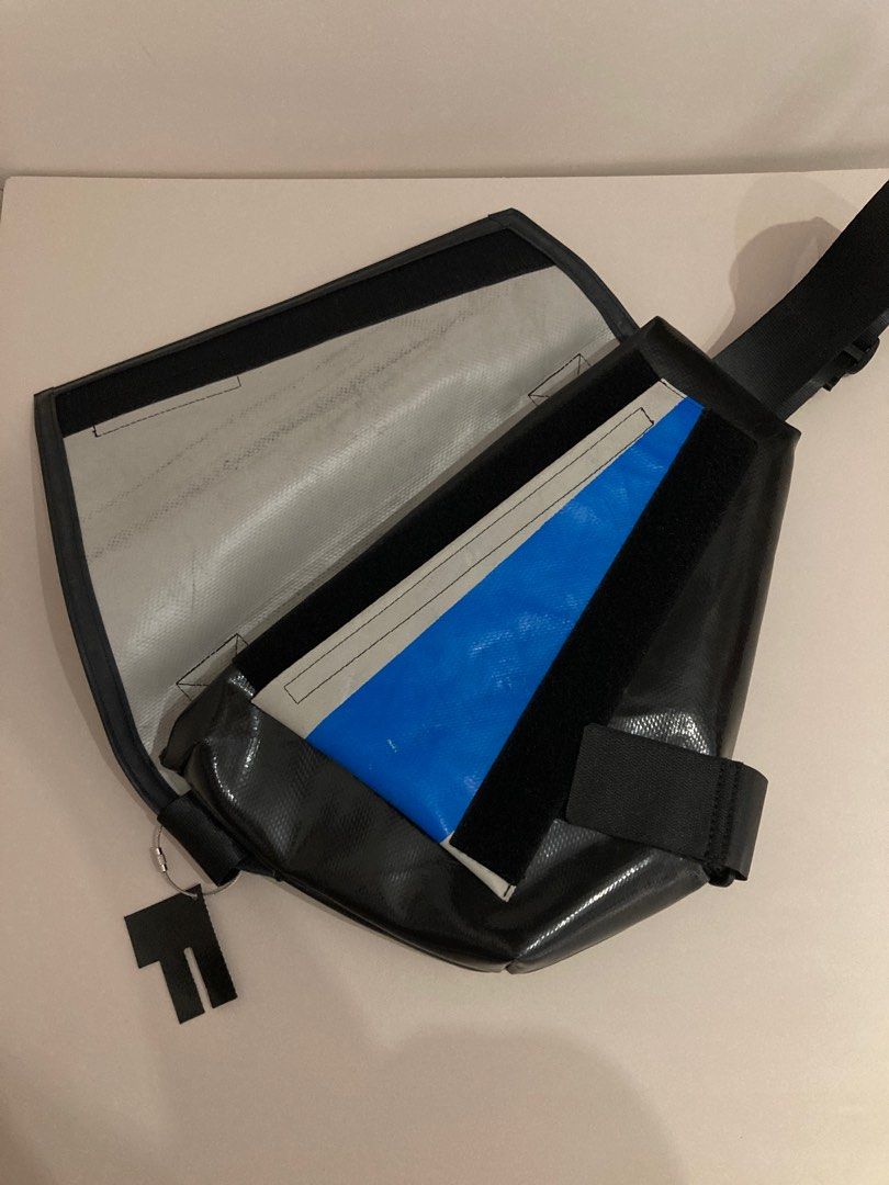 全新Freitag F713 Knight Rider 限量訂製款F-Cut, 他的時尚, 包包與