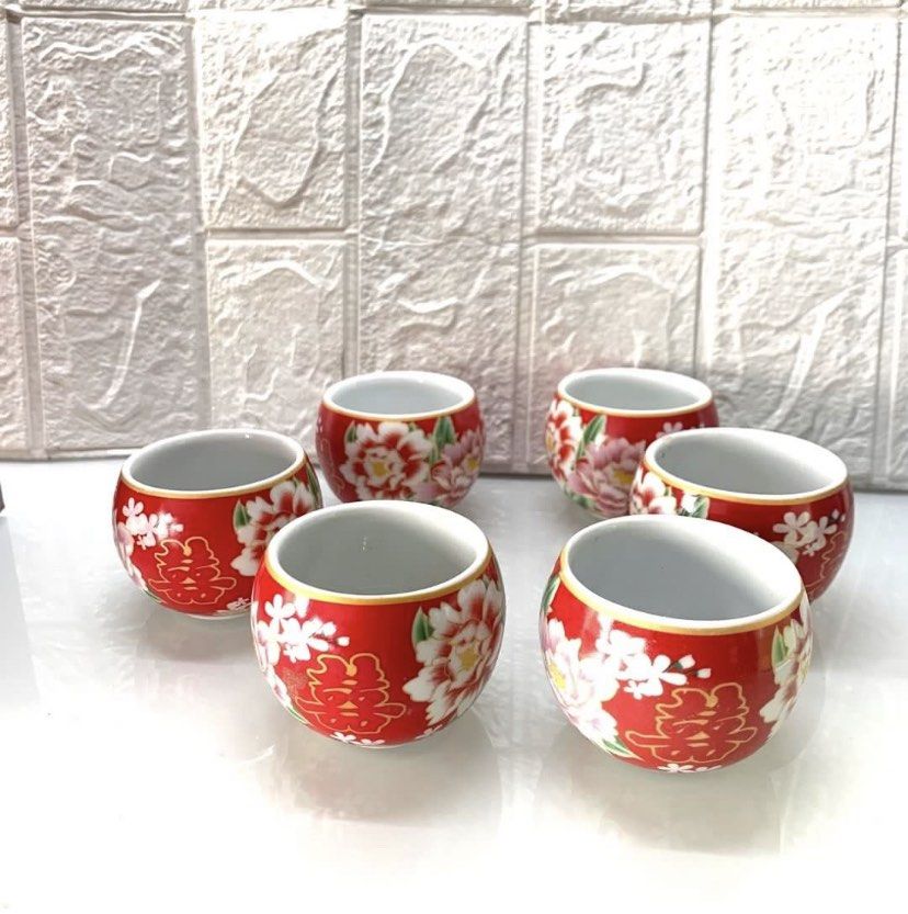 Authentic Chinese Teapot Teacups Set (Category: Other Kitchenware & Tableware) located in Manila. Submitted by thekidshop (Listing ID 1304204795, Image 2). Description: New with box Never used .