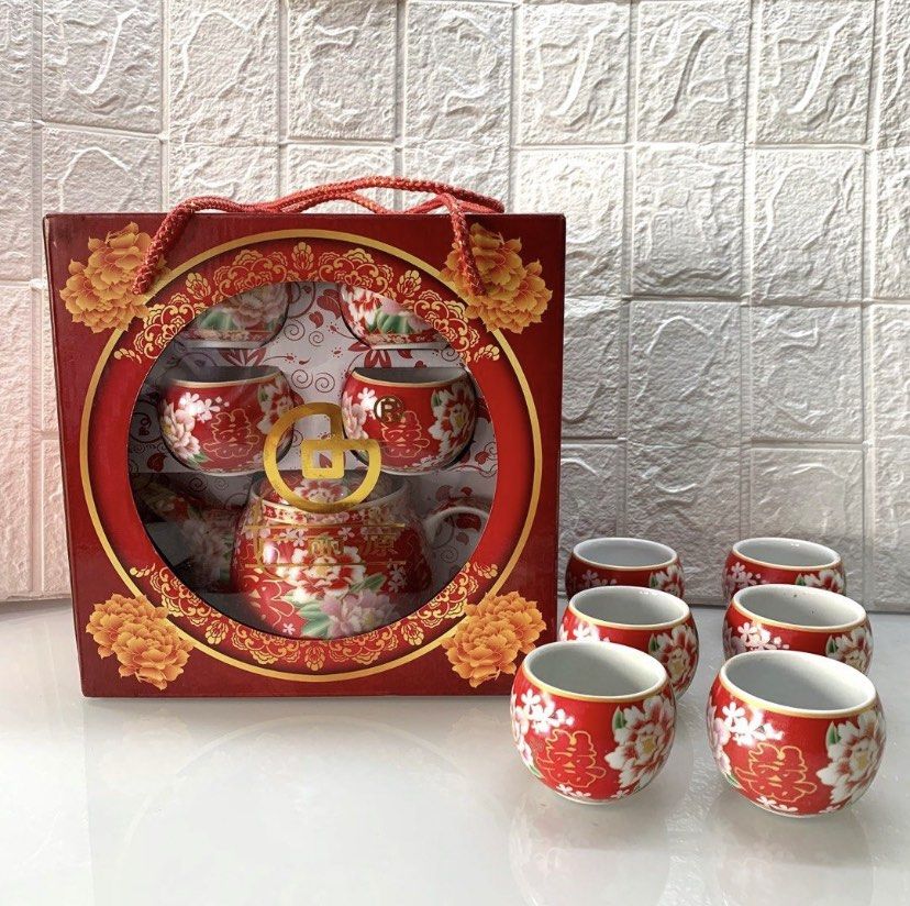 Authentic Chinese Teapot Teacups Set (Category: Other Kitchenware & Tableware) located in Manila. Submitted by thekidshop (Listing ID 1304204795, Image 1). Description: New with box Never used .
