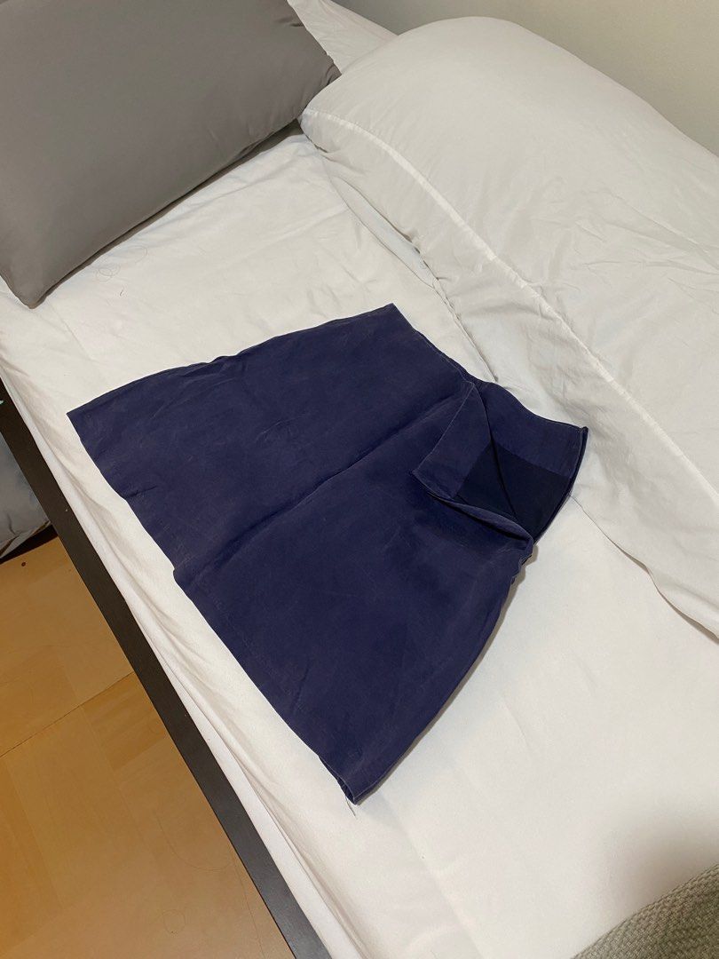 Blue Linen Skirt (Category: Skirts) located in Quezon City. Submitted by qc_declutter (Listing ID 1330027928, Image 3). Description: RFS: not being used Waist: 26” Hips: 32” Fits Small.