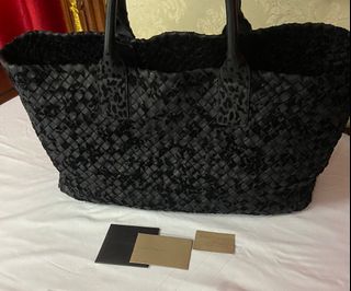 (Category: ) located in . Submitted by euniquefinds (Listing ID 1330092754, Image 1). Description: .
