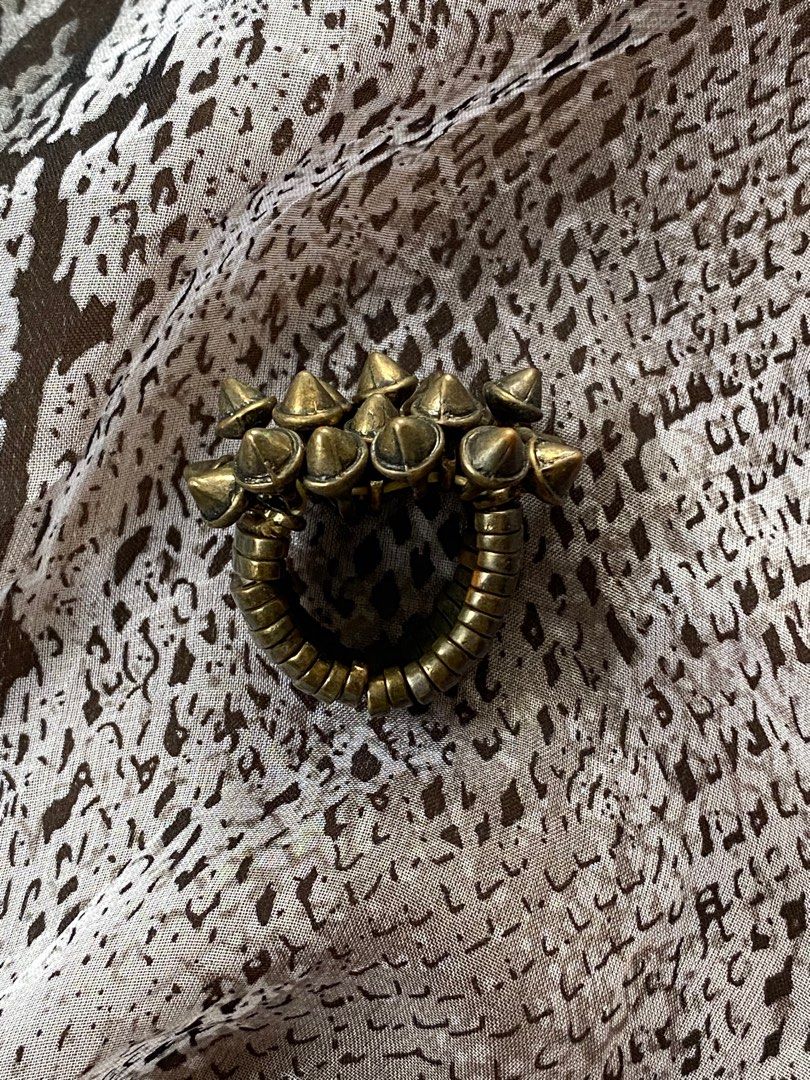 BRASS TURTLE BACK RING (Category: Rings) located in Quezon City. Submitted by sven_blue (Listing ID 1330020648, Image 1). Description: ADJUSTABLE MOD: LALAMOVE/JNT/GRAB/MOVE IT.