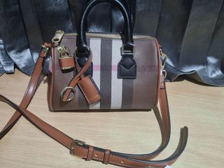 (Kategori: ) berada di . Dikirim oleh Shabbss (ID iklan 1330165961, Gambar 1). Deskripsi: .
