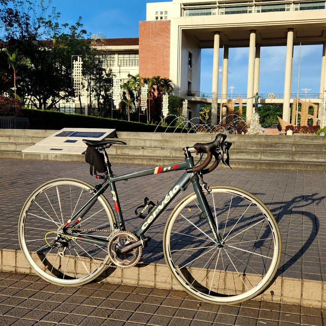 Cervelo R3 Road Bike M