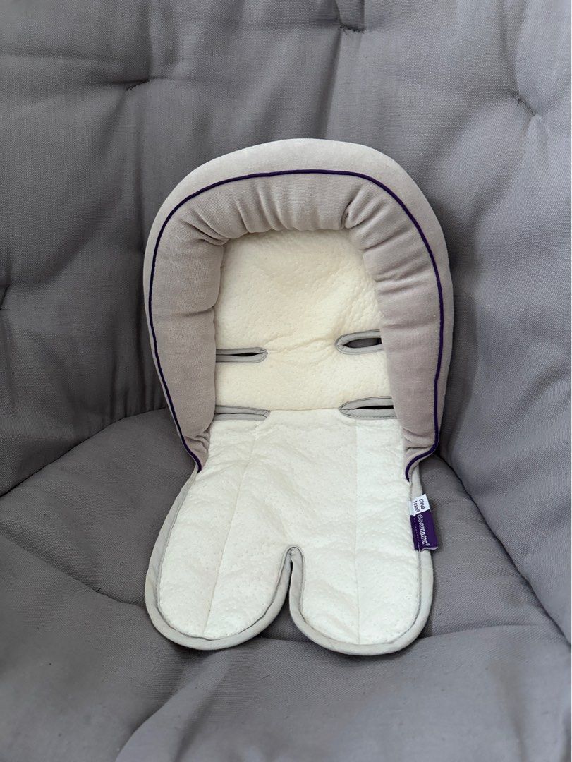 Clevamama carseat head and neck support (Category: Car Seats) located in Bacoor. Submitted by sofiavizcarra (Listing ID 1330045932, Image 1). Description: Used as car seat insert for only about 3 months then kept. .