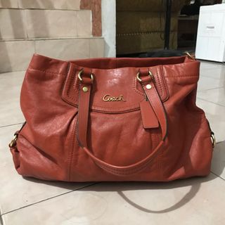 (Kategori: ) berada di . Dikirim oleh glazedeyes (ID iklan 1330096939, Gambar 1). Deskripsi: .