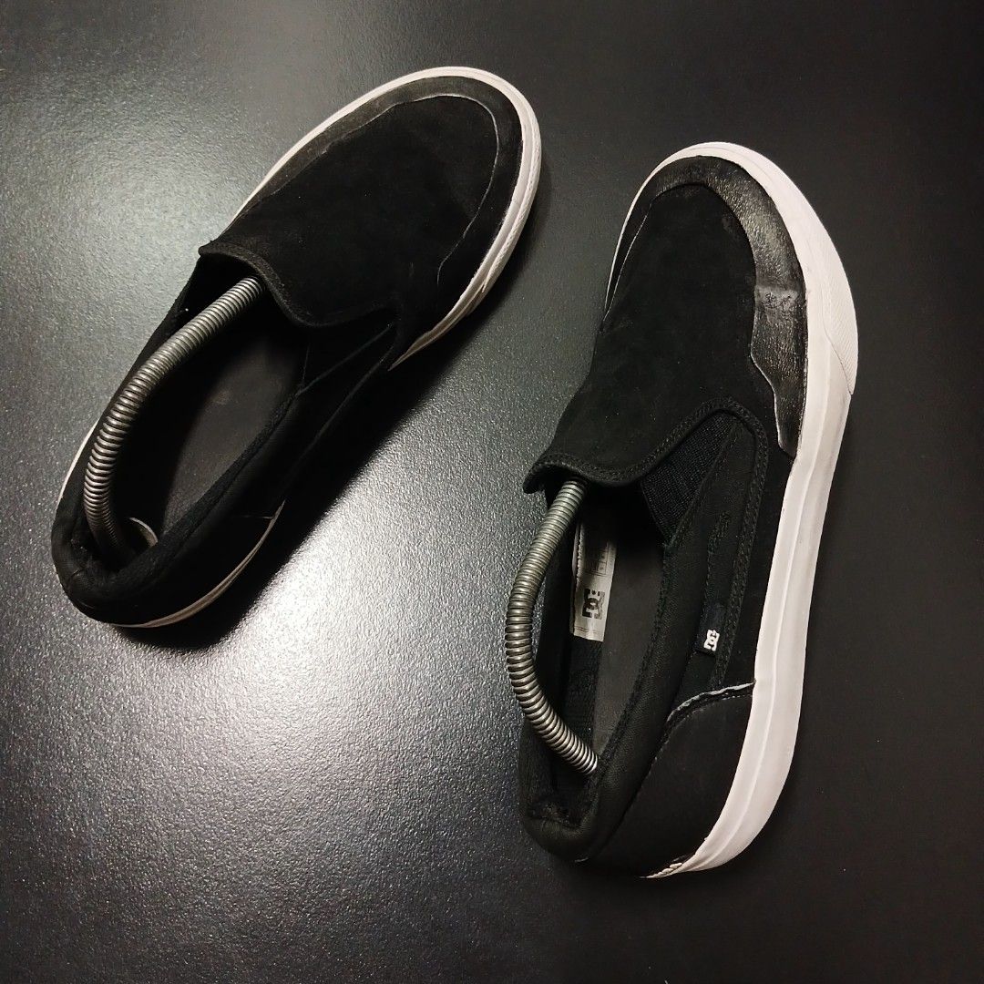 DC X BAKER SKATE SHOES Men s Fashion Footwear Sneakers on Carousell